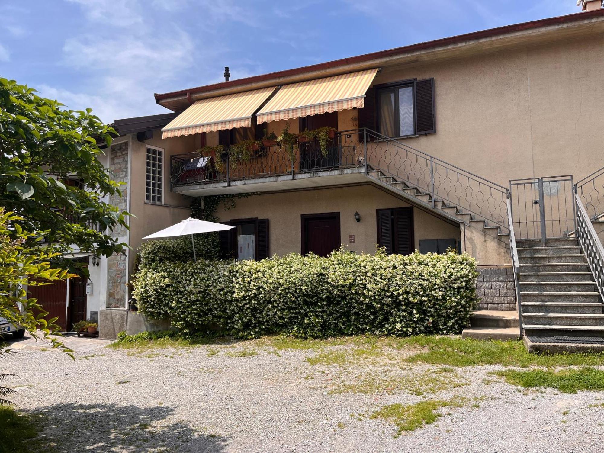 Il Cortile Como Single & Double Room In Apartment No Hotel المظهر الخارجي الصورة