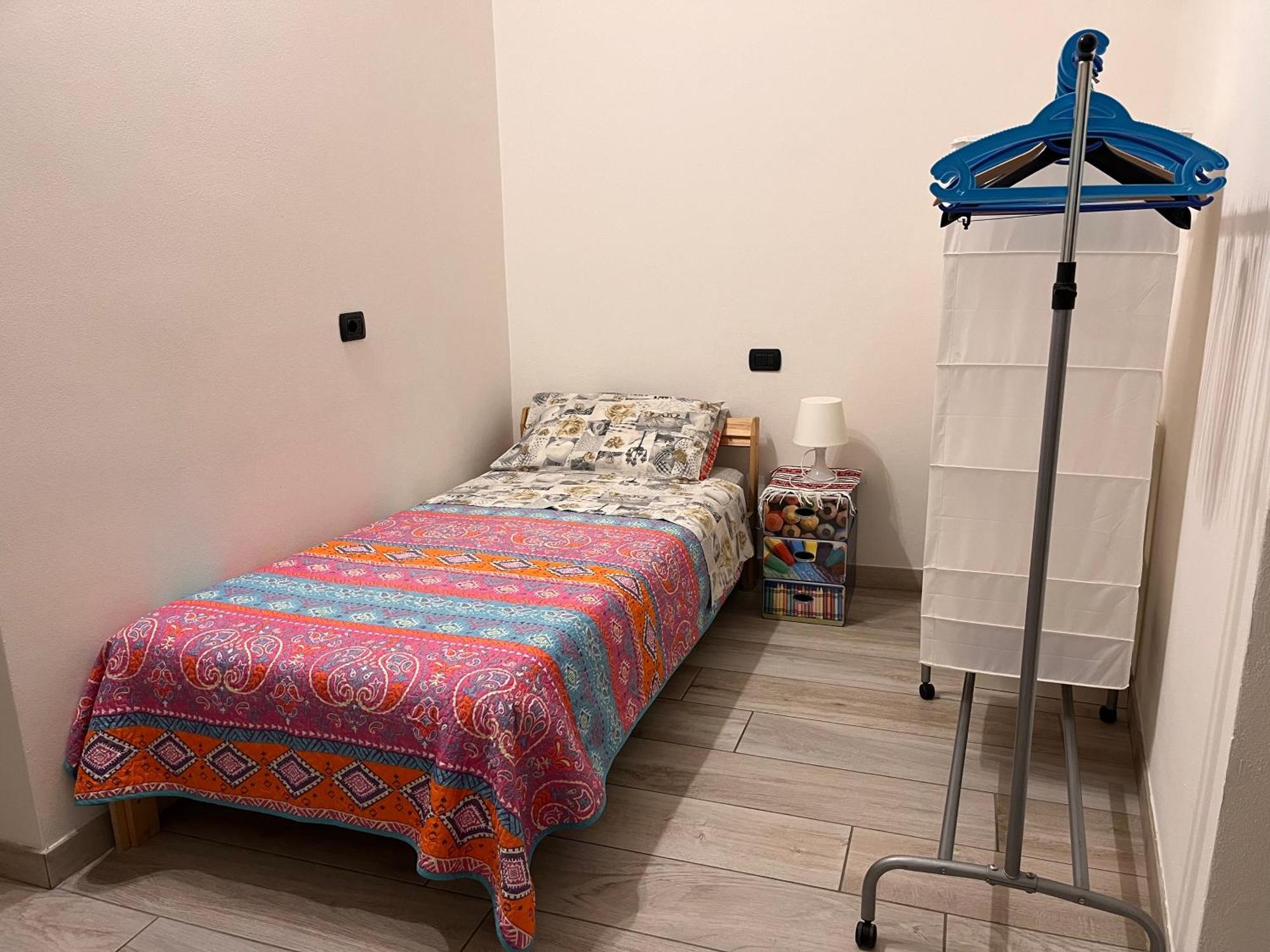 Il Cortile Como Single & Double Room In Apartment No Hotel المظهر الخارجي الصورة